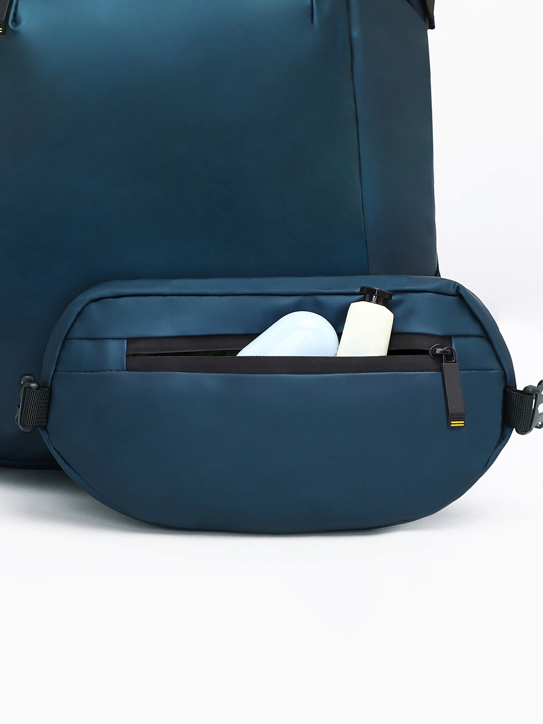 French Accent Men's The Modifier Backpack For Casual Wear | Prussian ...