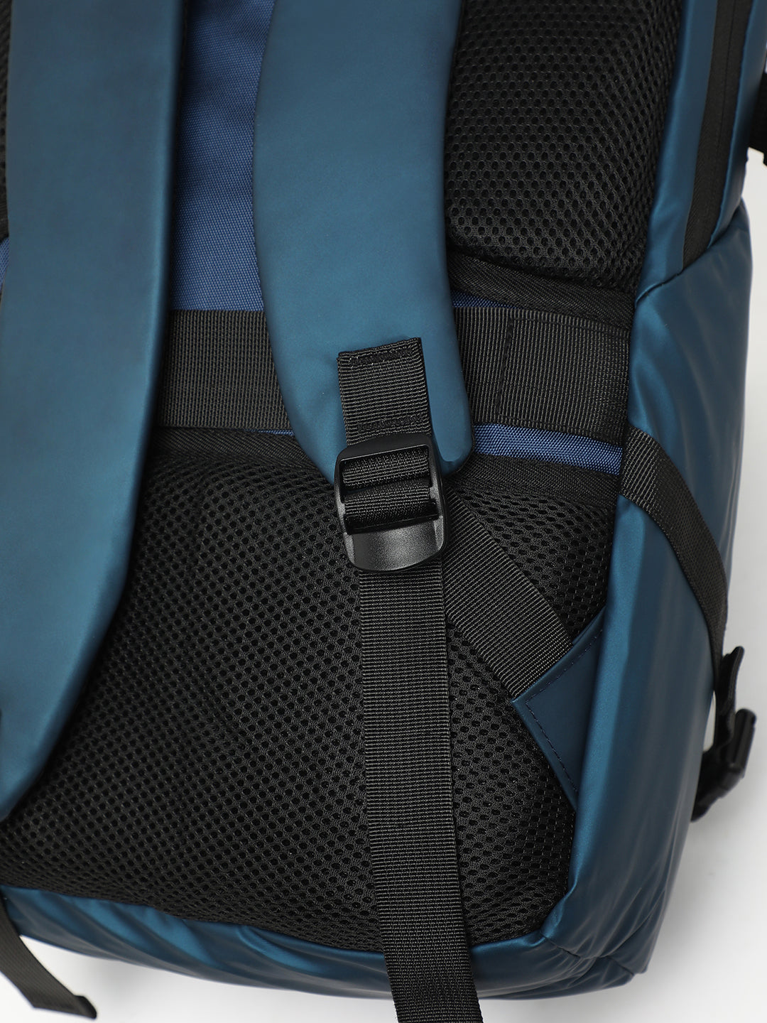 French Accent Men's The Modifier Backpack For Casual Wear | Prussian ...