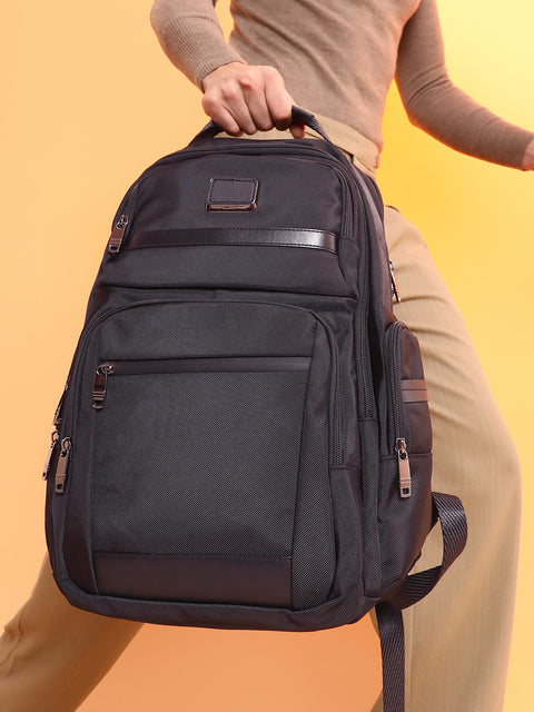 The Urban Trail Backpack - Fossil Grey