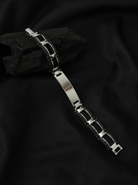 The Contrast-Lined Tennis Bracelet