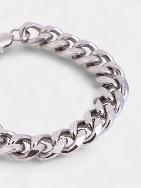 The Curb-Link Chain Bracelet - Metallic Silver