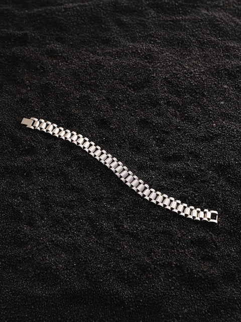 The Three-Link Chain Bracelet