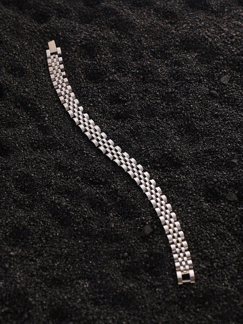 The Five-H-Link Chain Bracelet