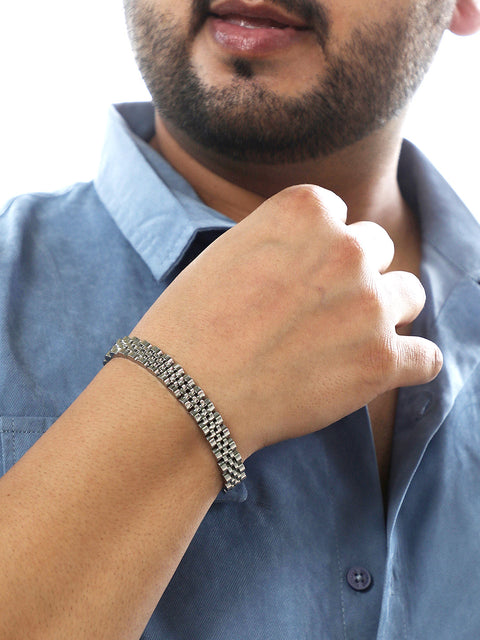 The Five-H-Link Chain Bracelet