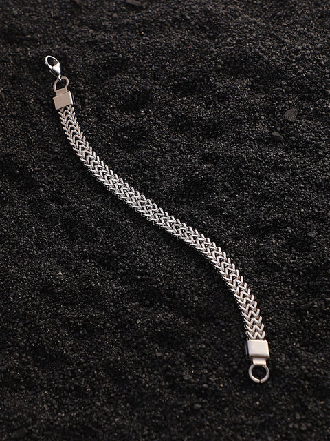 The Sleek-Mesh Chain Bracelet