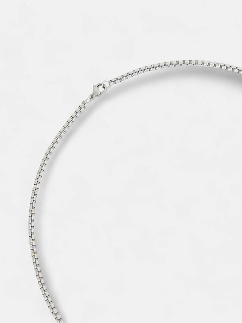 The Prism-Rod Pendant Necklace - Metallic Silver