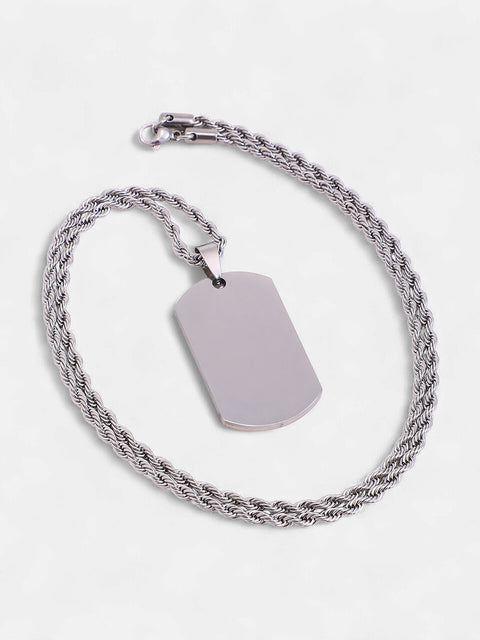 The Curve-Plate Pendant Necklace - Metallic Silver