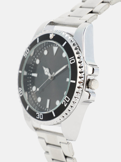 The Ribbed Round Watch - Midnight Black