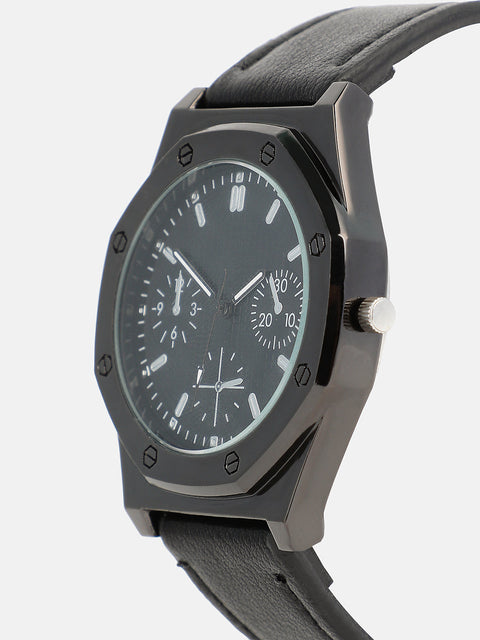 The Drifter's Compass Round Watch - Onyx Black