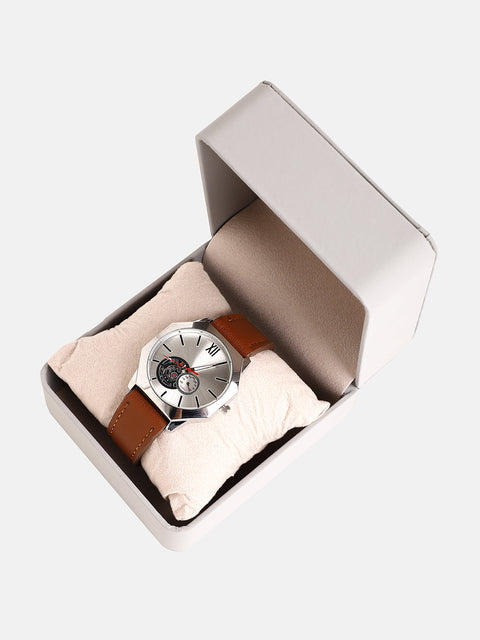 The Formula Leather Round Watch - Metallic Silver