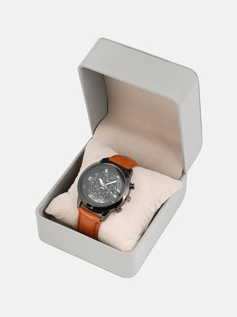 The Aventra Round Watch - Tan Brown