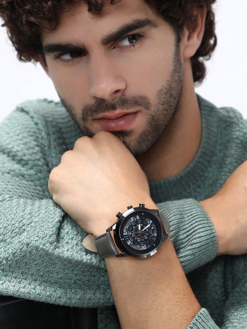 The Aventra Round Watch - Khaki Brown