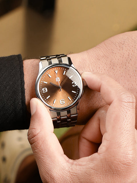 The Dayscape Round Watch