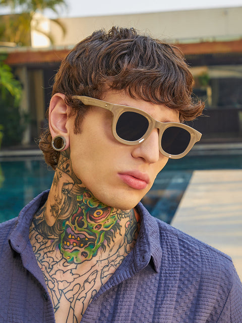 The Gregory Wayfarer Sunglass Taupe Brown