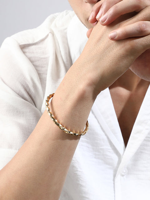 The Twisted Cuff Bracelet - California Gold