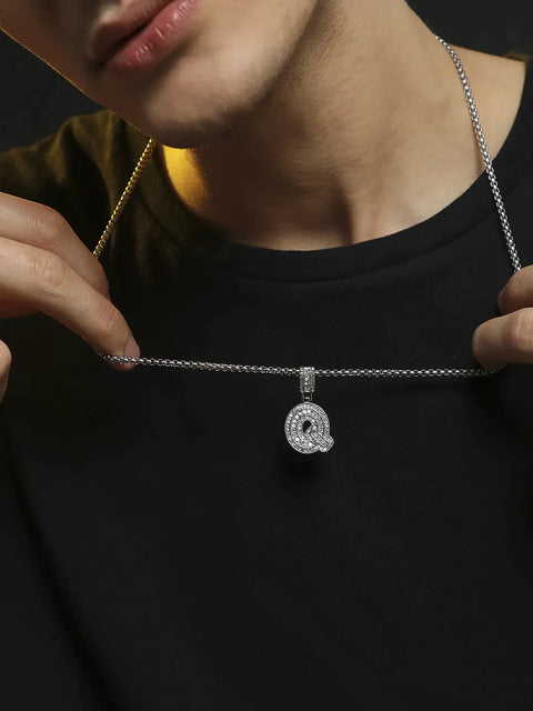 Mens-Embellished-Q-Alphabet-Pendant-Necklace-Silver